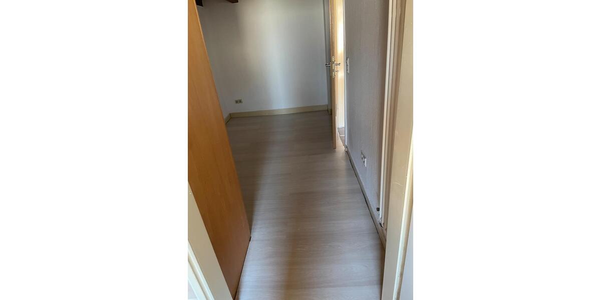 Dachgeschoßwohnung Koblenz Bubenheim - 2 Zimmer, 50 m&sup2;, 650&euro; | Angebot:26693595