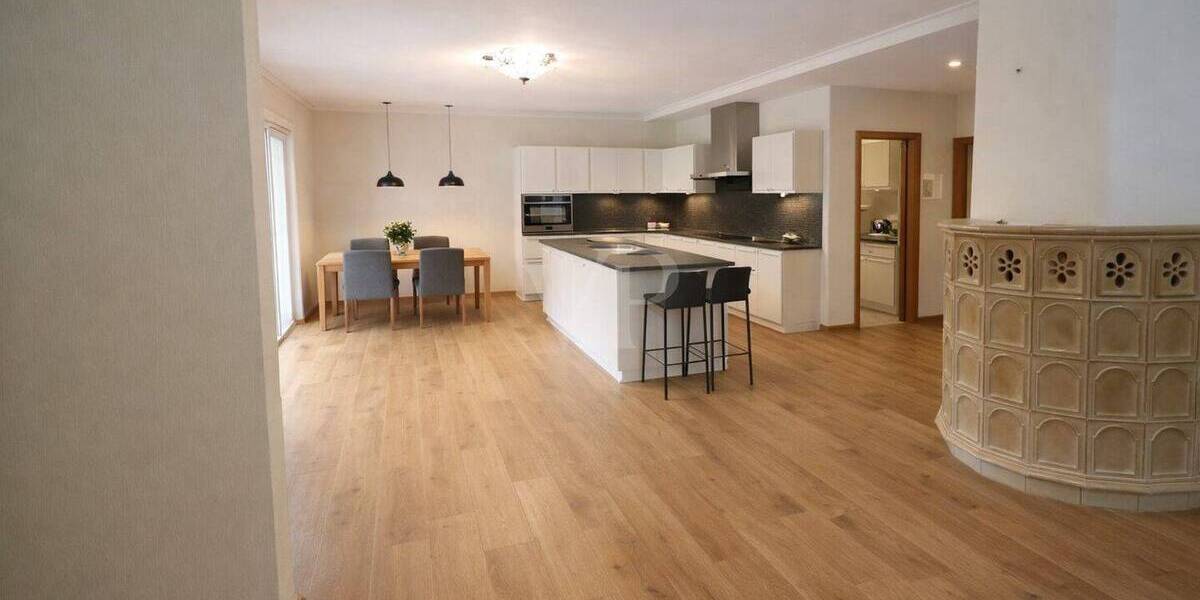 Einfamilienhaus Heilbronn Kernstadt - 7 Zimmer, 182 m&sup2;, 1.085.000&euro; | Angebot:26054697