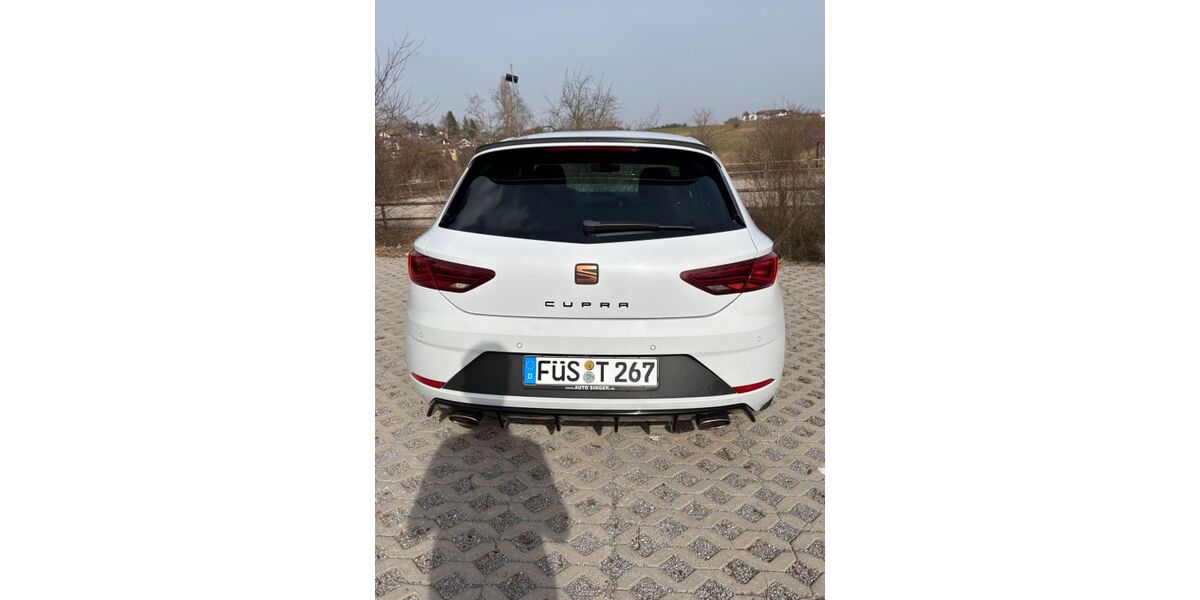 Seat Leon 57.300 km 22.900 &euro; Seeg 87637