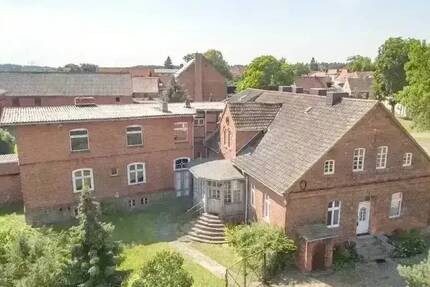Ehemalige Kaiserliche Försterei, tolles Landhaus mit Stallungen und Wirtschaftsfläche, Teilbar - Erweiterbar zimmer