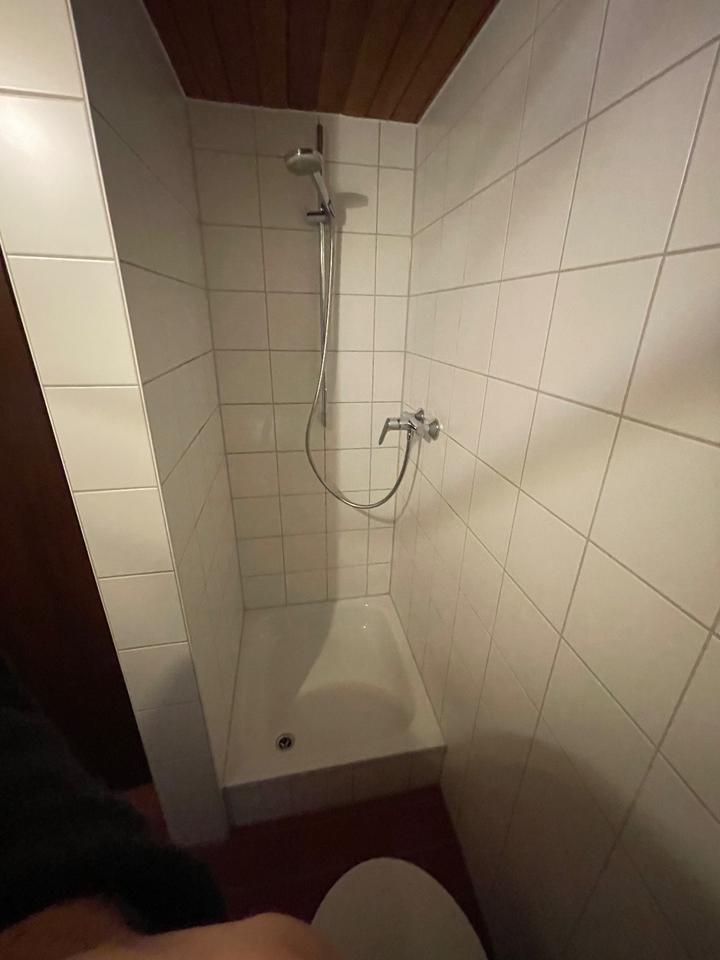 Von privat: 1 12 Zimmerwohnung in historischem Haus in Esslingen zimmer