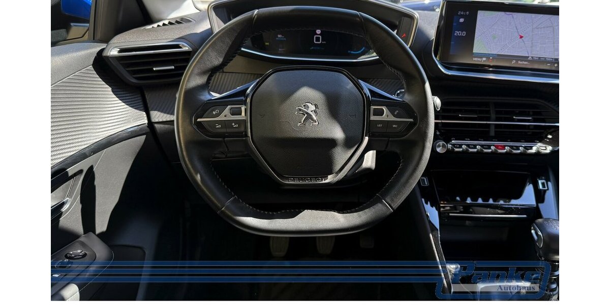 Peugeot 208 Allure*Pano*R-Cam*Navi*Keyless*LED* 32.381 km 13.690 &euro; Berlin 13187