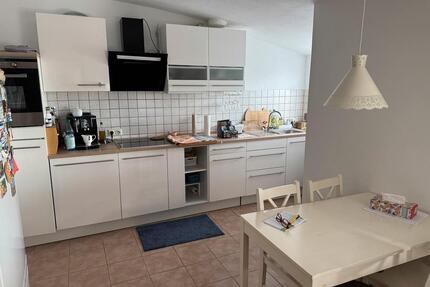 3 Zimmer Wohnung, 96qm, mit Wintergarten u. Terrasse