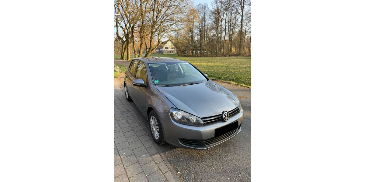 VW Golf 97.000 km 5.000 &euro; Solms 35606