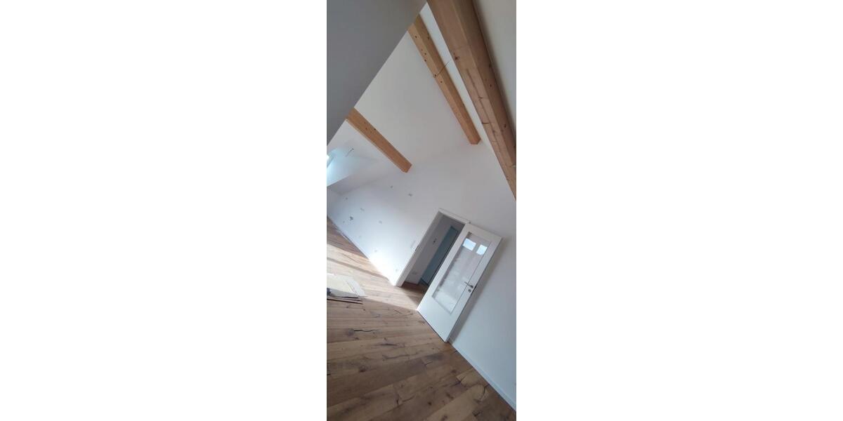 Etagenwohnung Ergoldsbach Langenhettenbach - 3.5 Zimmer, 86 m&sup2;, 1.000&euro; | Angebot:26249062