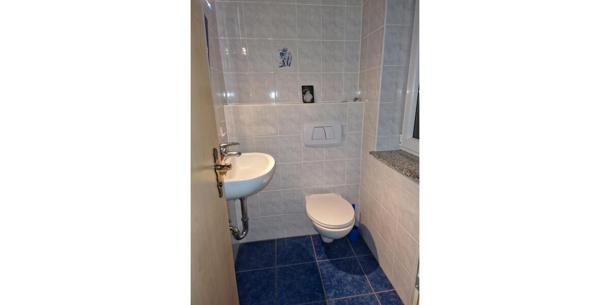 Doppelhaushälfte Wasserlosen - 2 Zimmer, 85 m&sup2;, 750&euro; | Angebot:26142215