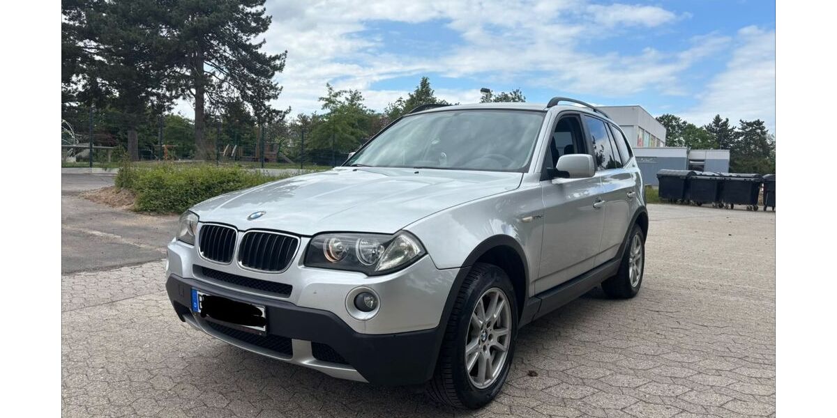 BMW X3 213.000 km 5.950 &euro; Bonn 53119