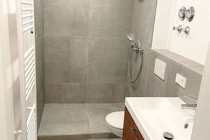 Wohnung Jüchen - 2 Zimmer, 63 m&sup2;, 189.000&euro; | Angebot:24840028