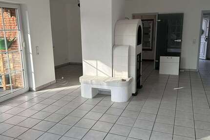 Haus Großburgwedel - 5 Zimmer, 145 m&sup2;, 1.750&euro; | Angebot:26383343