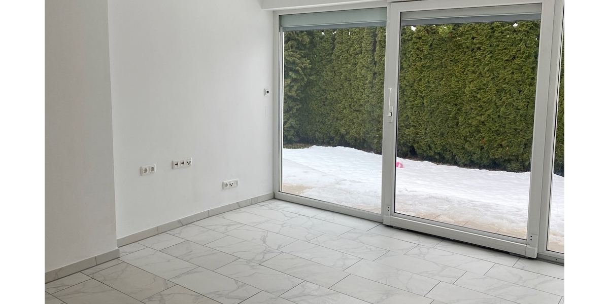 Wohntraum in Augsburg-Bärenkeller Ein- oder Zweifamilienhaus mit Pool - Zweifamilienhaus Augsburg / Bärenkeller Bärenkeller | Angebot:27312622
