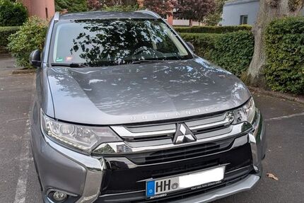 Mitsubishi Outlander 92.500 km 14.200 &euro; Hamburg 22159