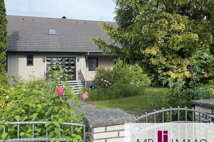 Haus Wolfsburg-Ehmen Ehmen - 9 Zimmer, 255 m&sup2;, 499.000&euro; | Angebot:26855046