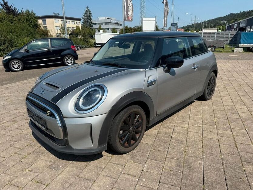 Cooper SE