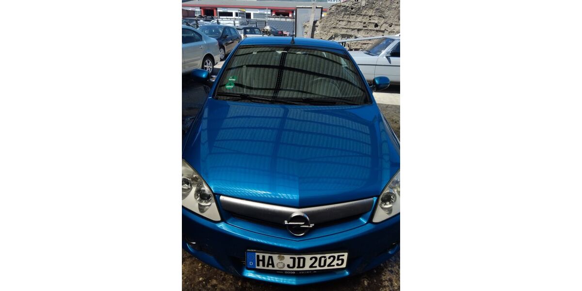 Opel Tigra 91.000 km 2.700 &euro; Dortmund 44309