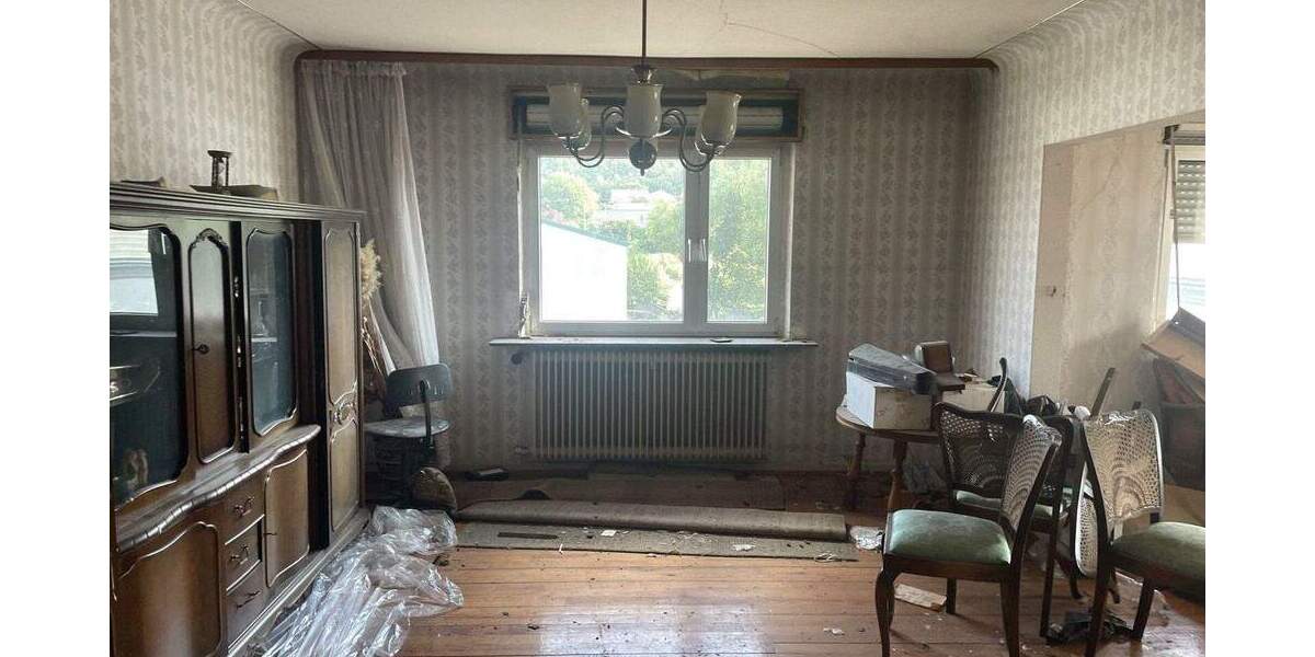 Mehrfamilienhaus, Wohnhaus Freisen Haupersweiler - 8 Zimmer, 244 m&sup2;, 59.000&euro; | Angebot:25670560