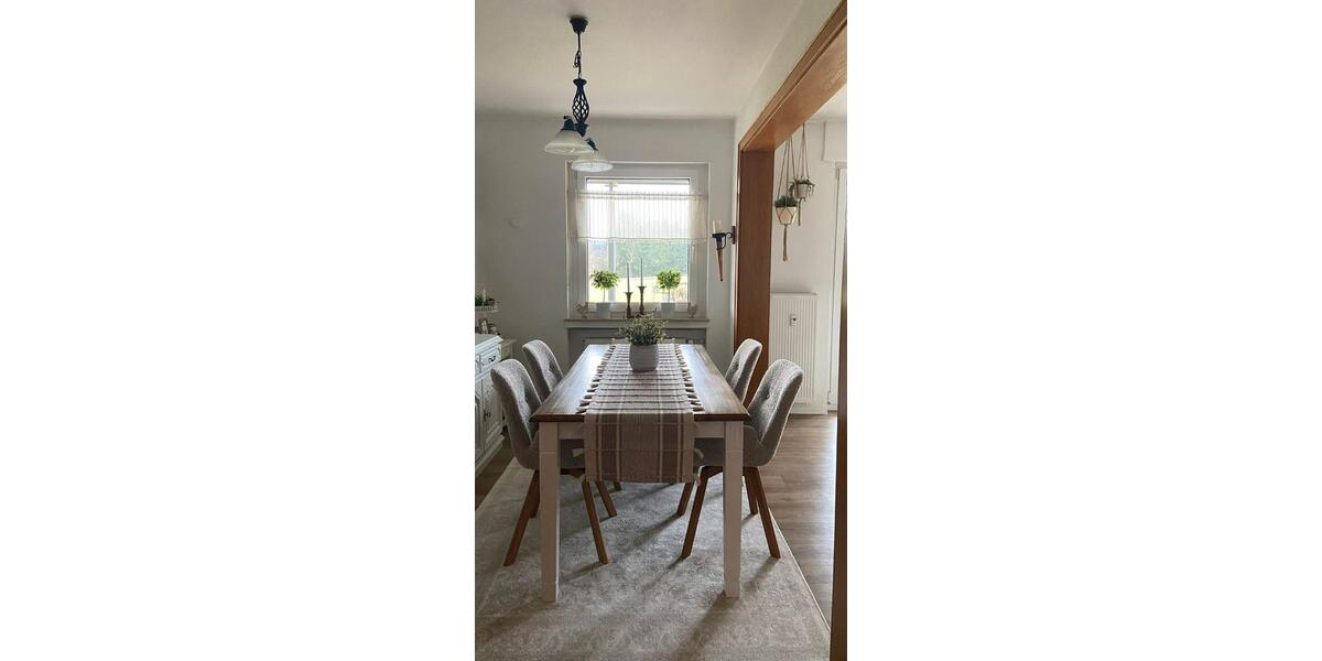 Erdgeschoßwohnung Künzell - 3 Zimmer, 90 m&sup2;, 850&euro; | Angebot:26302612
