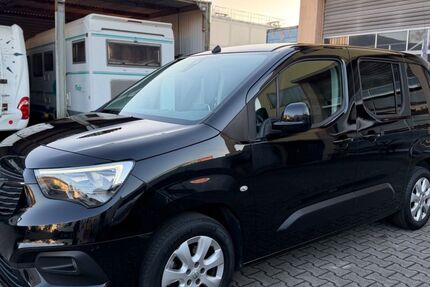 Opel Combo 170.000 km 10.990 &euro; Frankfurt am Main 65933