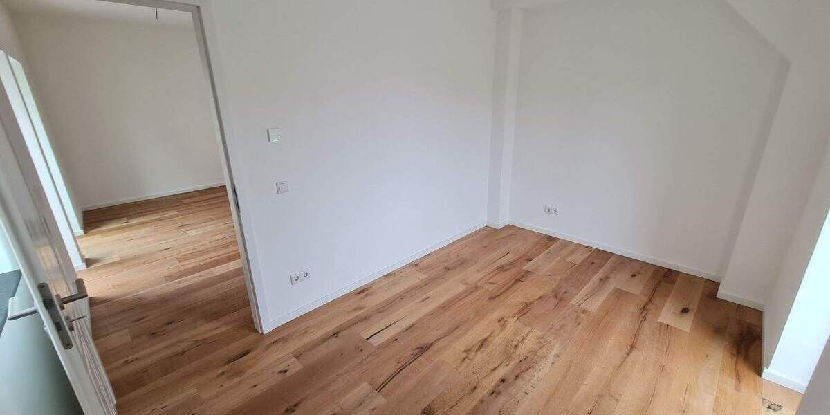 Mehrfamilienhaus, Wohnhaus Jena Zwätzen - 6 Zimmer, 1.830&euro; | Angebot:24872597