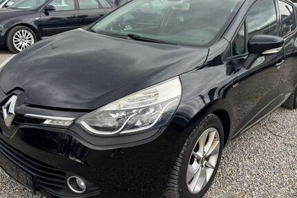 Renault Clio 160.000 km 6.290 &euro; Schwenningen 78056