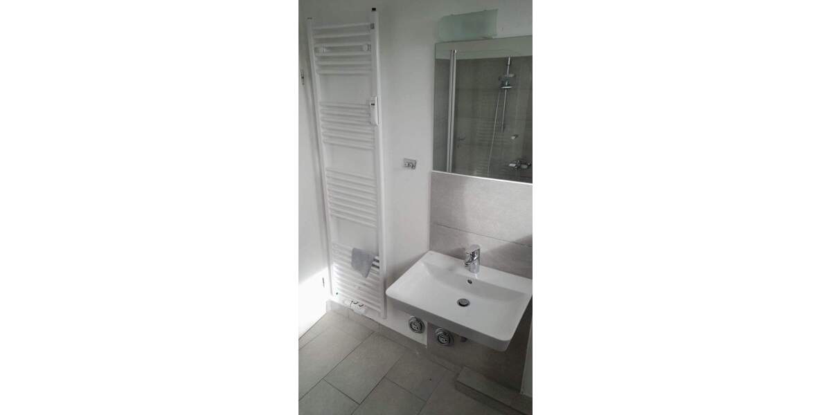 Etagenwohnung Dollern - 4 Zimmer, 85 m&sup2;, 890&euro; | Angebot:25878435