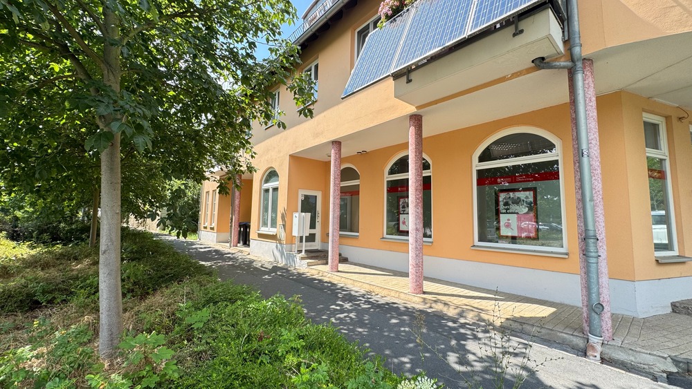Mehrfamilienhaus mit 4 Wohnungen + 2 Gewerbeeinheiten - Einfamilienhaus Großenhain | Angebot:26539655