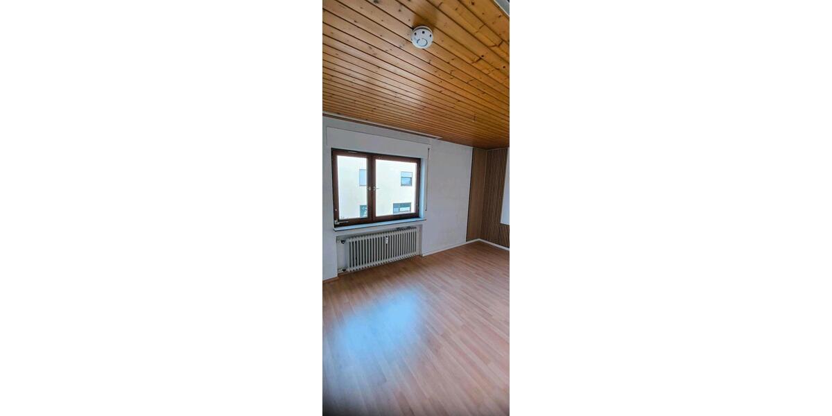 Etagenwohnung Welzheim - 3 Zimmer, 91 m&sup2;, 279.000&euro; | Angebot:26313797