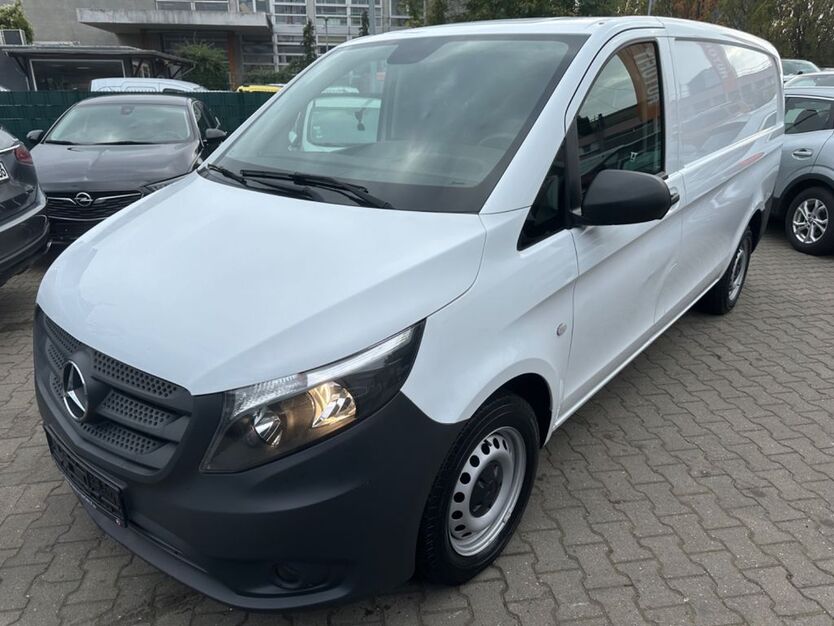 Mercedes-Benz Vito 172.500 km 16.700 € Berlin 12057