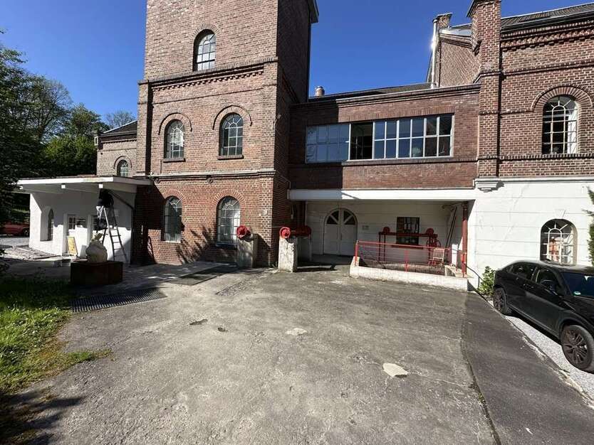 Büro in Ratingen 2.050 € 154 m²