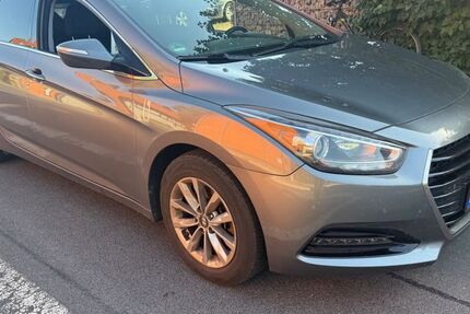 Hyundai i40 158.000 km 8.650 &euro; Wolfenbüttel (Halchter) 38304