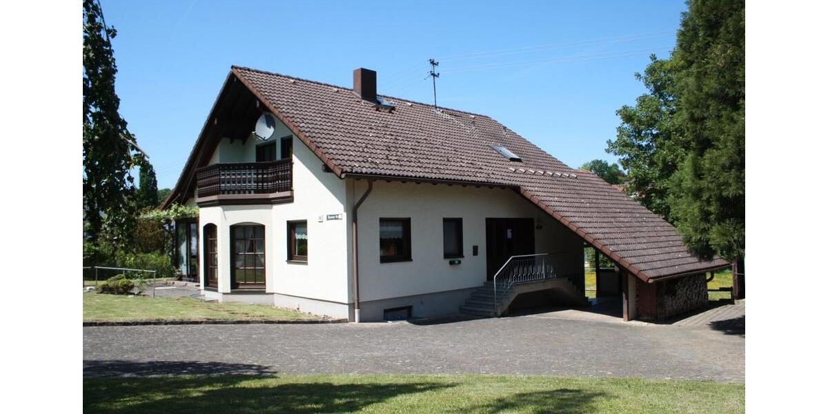 Einfamilienhaus Hachenburg - 6 Zimmer, 203 m&sup2;, 1.420&euro; | Angebot:26410432