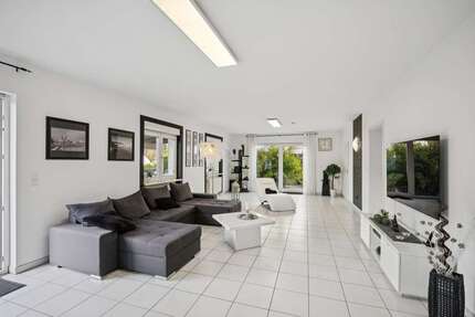 Wohnung zum Kaufen in Schopfheim 489.000 € 206.87 m² 5 zimmer