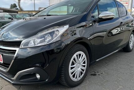 Peugeot 208 124.000 km 5.999 &euro; Elz 65604