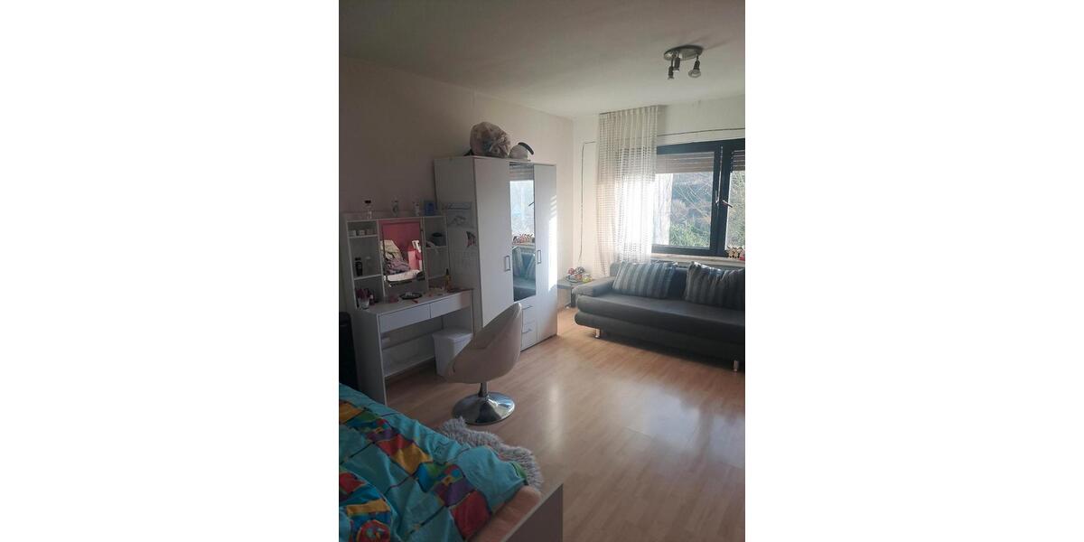 Etagenwohnung Finnentrop - 5 Zimmer, 115 m&sup2;, 850&euro; | Angebot:25299083