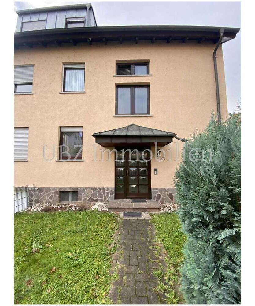 Wohnung zum Mieten in Aschaffenburg Schweinheim 870 € 90 m²