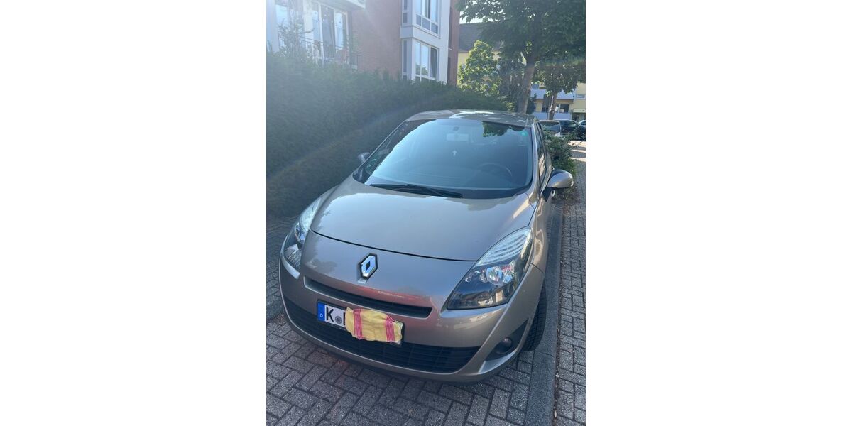 Renault Scenic 220.000 km 3.450 &euro; Köln 50999