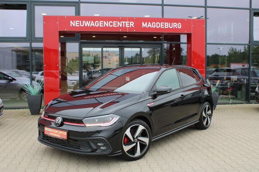 VW Polo 26.618 km 25.990 € Magdeburg 39128