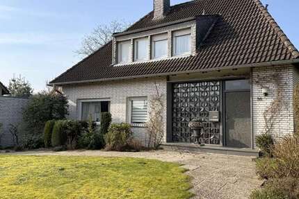 Haus Bedburg-Hau Hau - 5 Zimmer, 174 m&sup2;, 389.500&euro; | Angebot:25408728