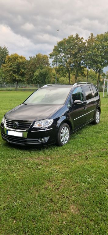 VW Touran 148.000 km 6.400 € Nidderau 61130
