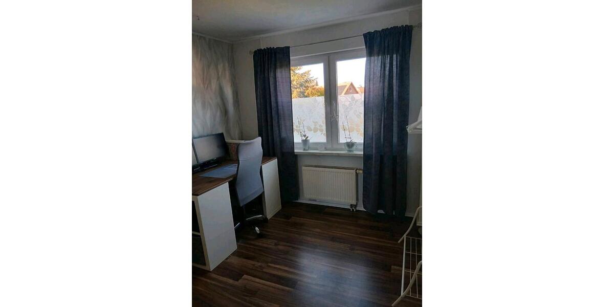 Doppelhaushälfte Friedeburg - 5 Zimmer, 115 m&sup2;, 900&euro; | Angebot:26391951