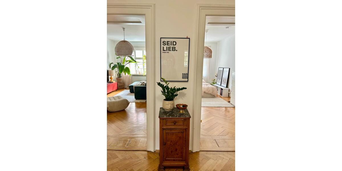 Einfamilienhaus München Neuhausen-Nymphenburg - 2.5 Zimmer, 68 m&sup2;, 1.000&euro; | Angebot:24951326