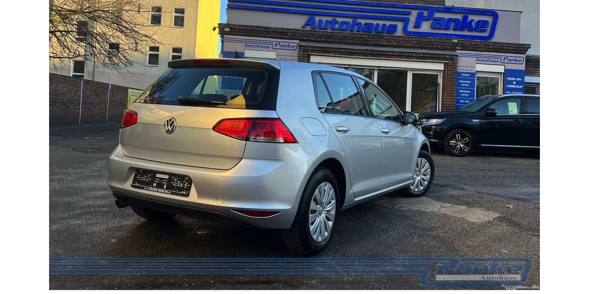 VW Golf VII BMT*Navi*Tempo*SHZ*Tel.*Touch* 120.529 km 9.990 &euro; Berlin 13187