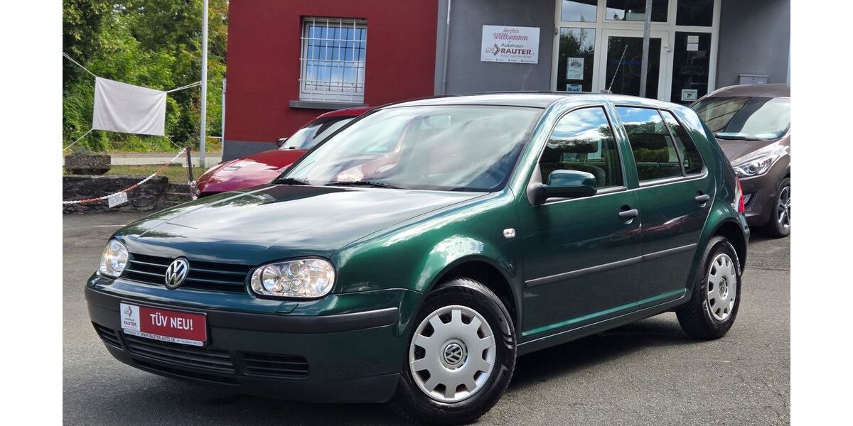 VW Golf 154.000 km 3.150 &euro; Wetzlar 35578