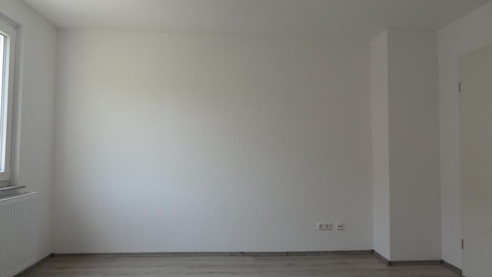 Dachgeschoßwohnung Velbert Langenberg - 1 Zimmer, 32 m&sup2;, 270&euro; | Angebot:25054609