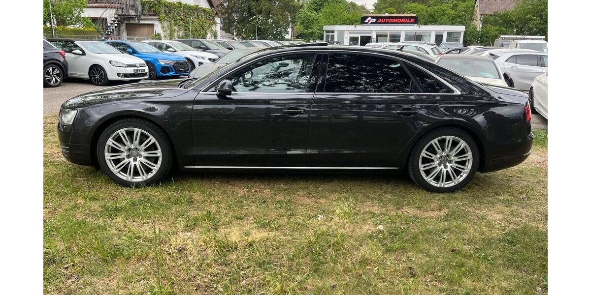 Audi A8 264.000 km 21.900 &euro; München 81243
