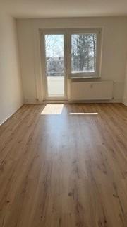 Etagenwohnung Bernsdorf - 2 Zimmer, 67 m&sup2;, 335&euro; | Angebot:26073257