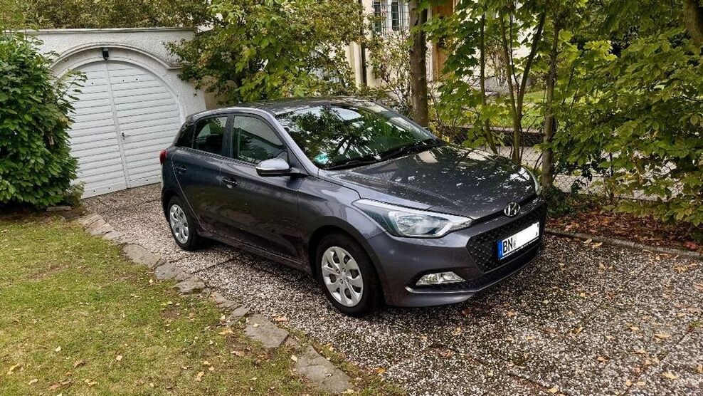 Hyundai i20 86.500 km 9.999 € Bonn 53179