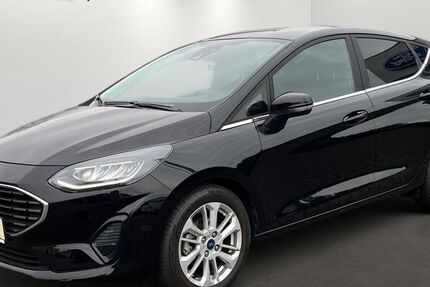 Ford Fiesta 13.991 km 18.385 € Köln 51107
