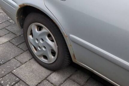 Toyota Corolla 192.668 km 1.700 &euro; Ebermannsdorf 92263