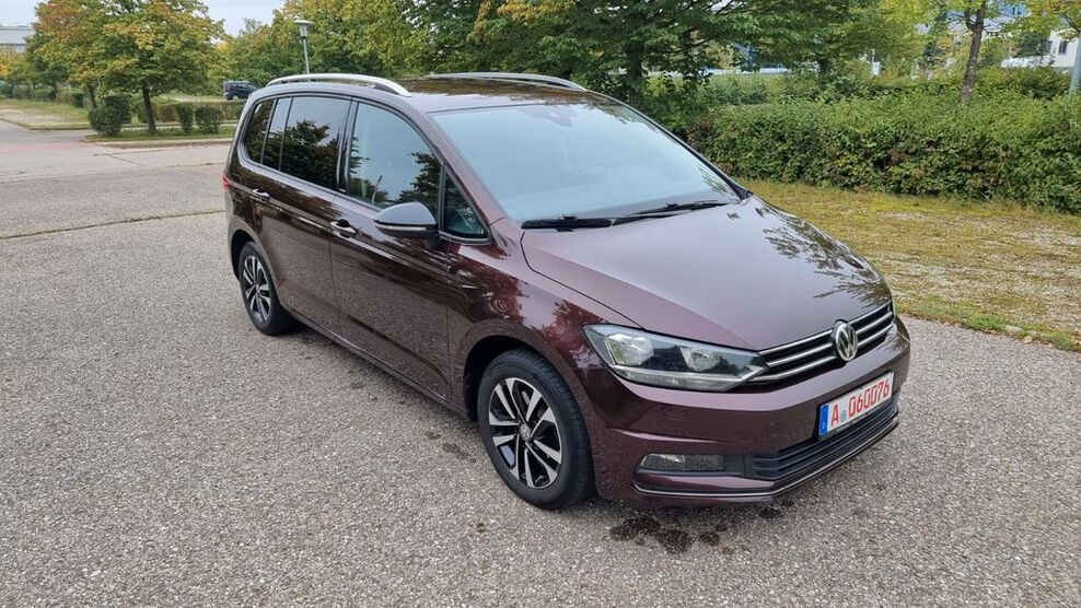 VW Touran 127.500 km 18.780 € Augsburg 86199