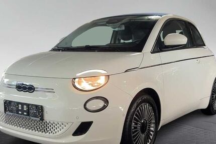 Fiat 500e 15.500 km 21.890 &euro; München 80339